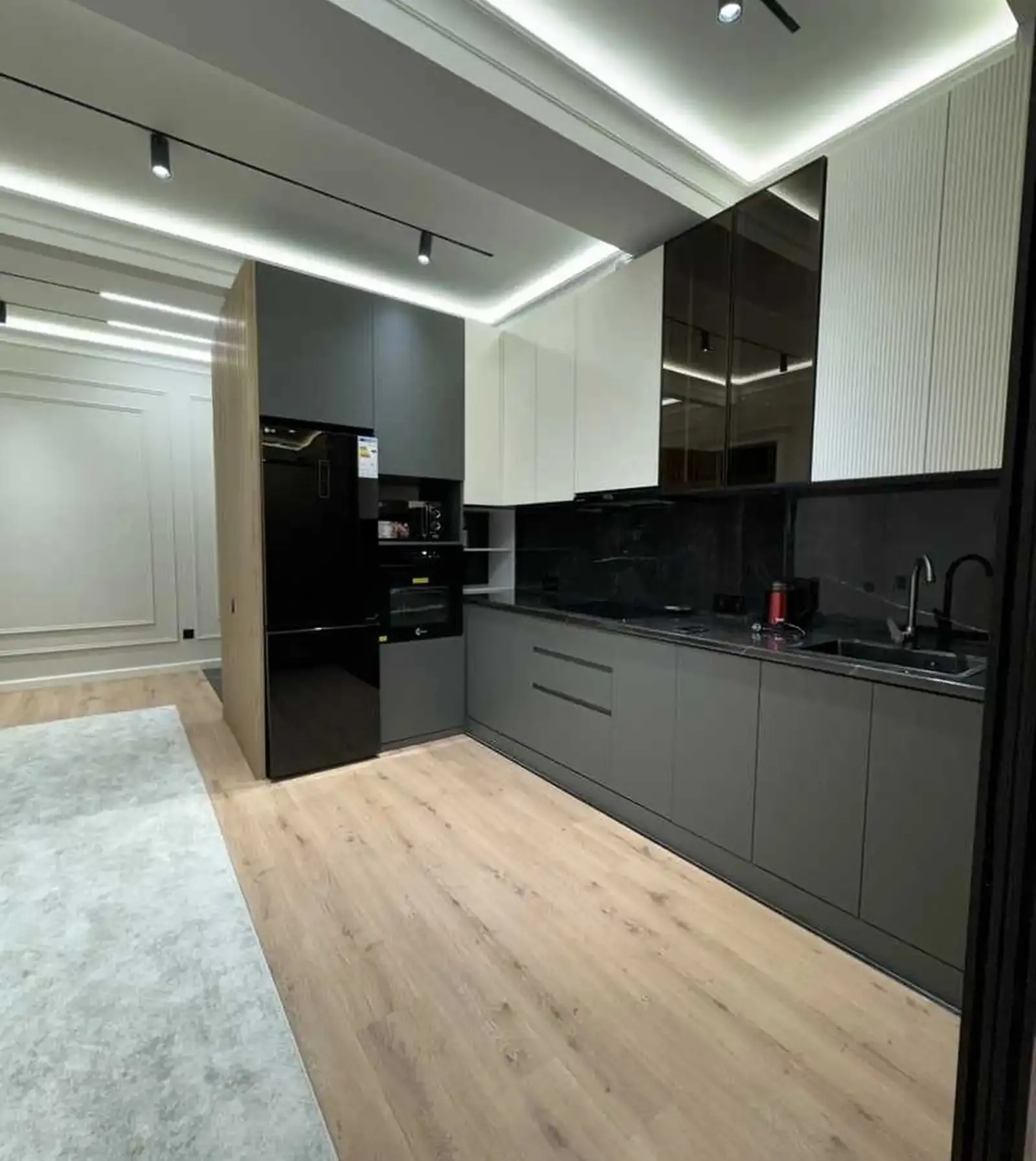 2-комн. квартира, 13 этаж, 67м², Шохмансур