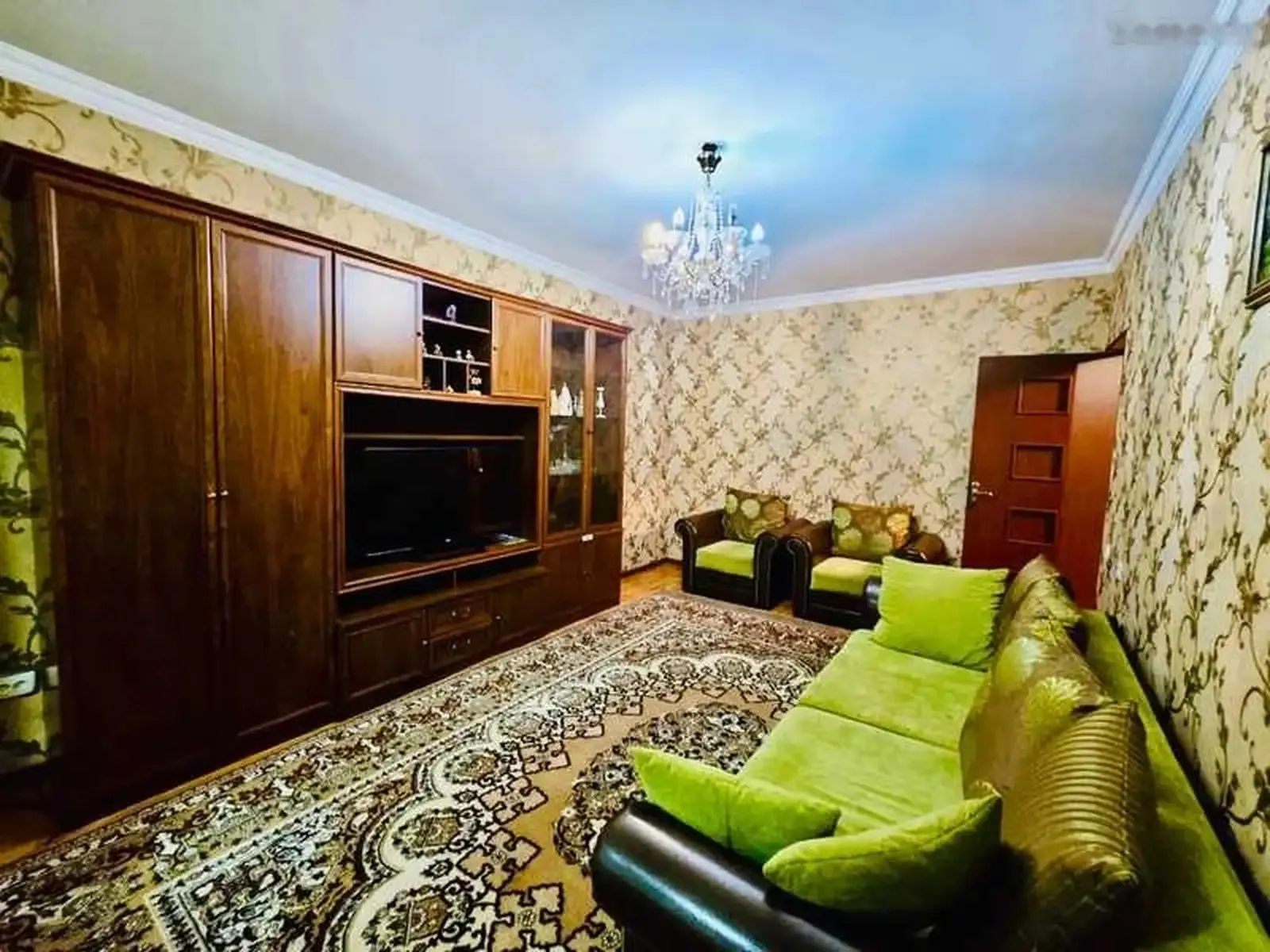 3-комн. квартира, 4 этаж, 80м², Шохмансур