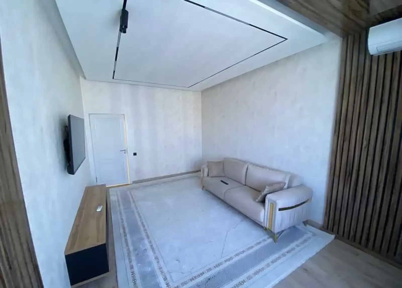 2-комн. квартира, 11 этаж, 55м², Ашан
