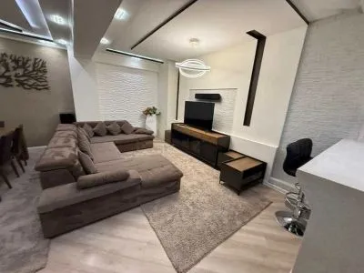 4-комн. квартира, 11 этаж, 130м², И. Сомони