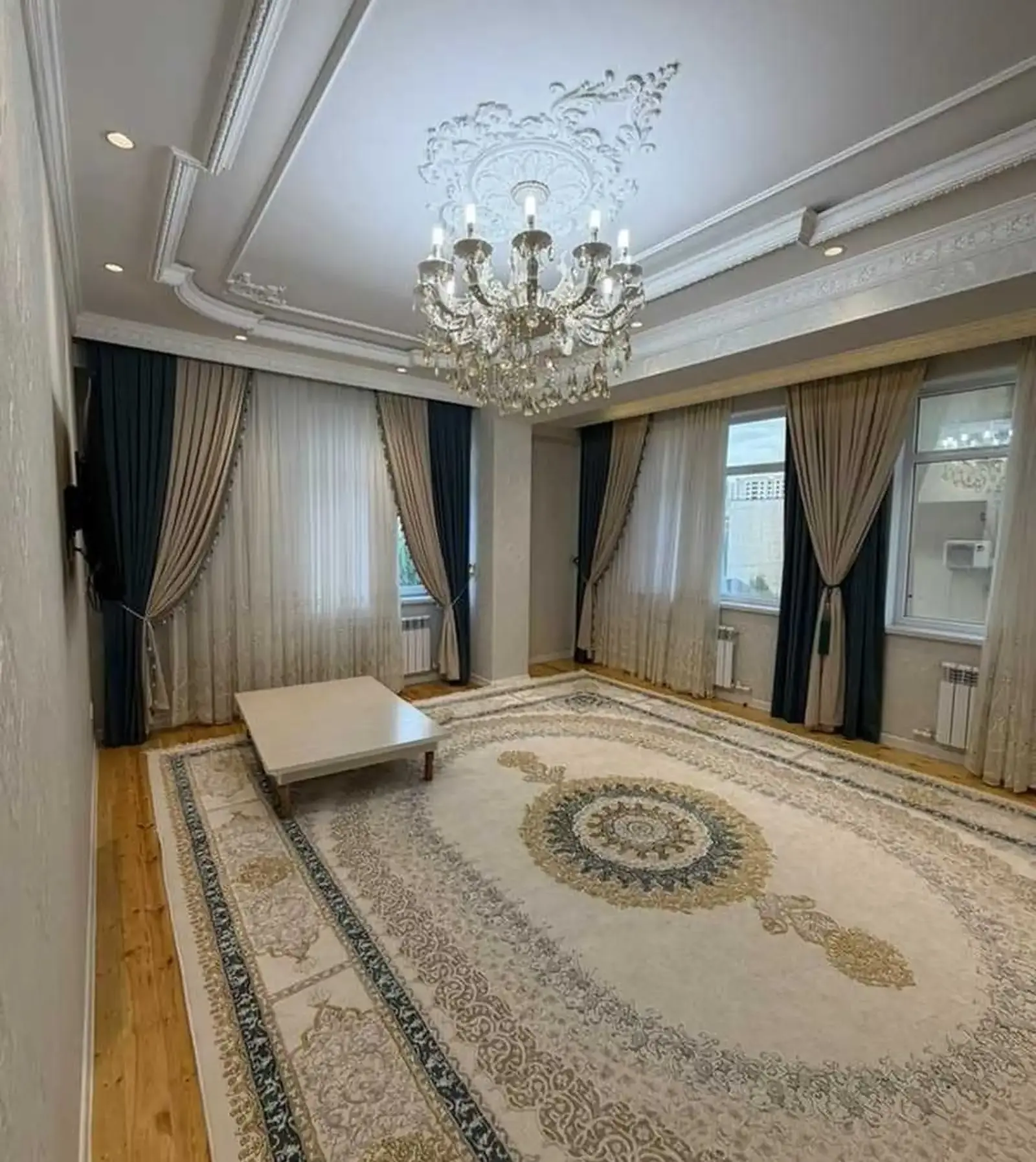 3-комн. квартира, 3 этаж, 100м², Фирдавси