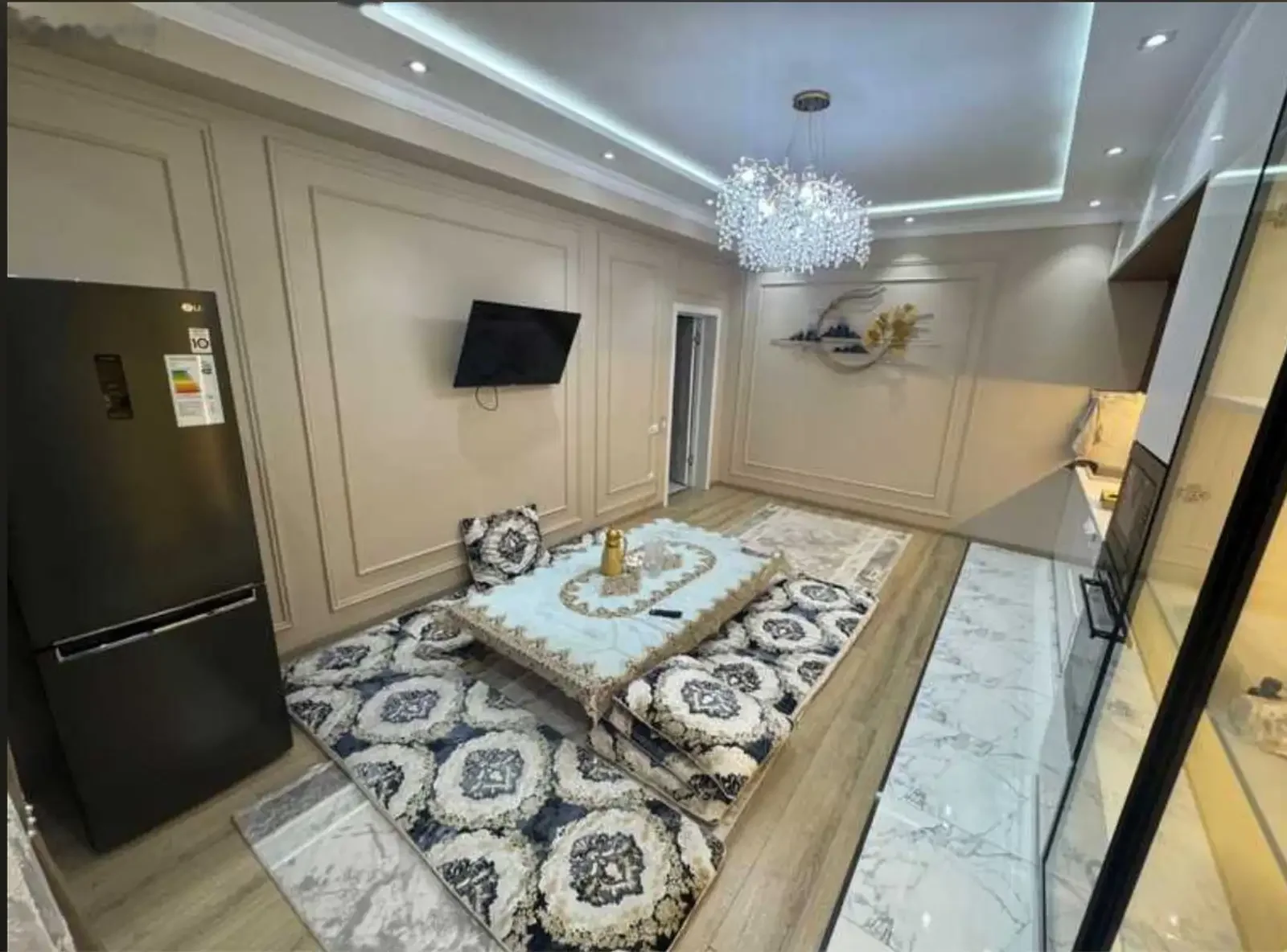 3-комн. квартира, 13 этаж, 120м², 82 мкр