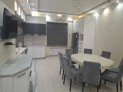 4-к квартира, 5 этаж, 210 м², Сомони
