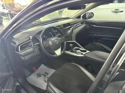 Toyota Camry, 2018