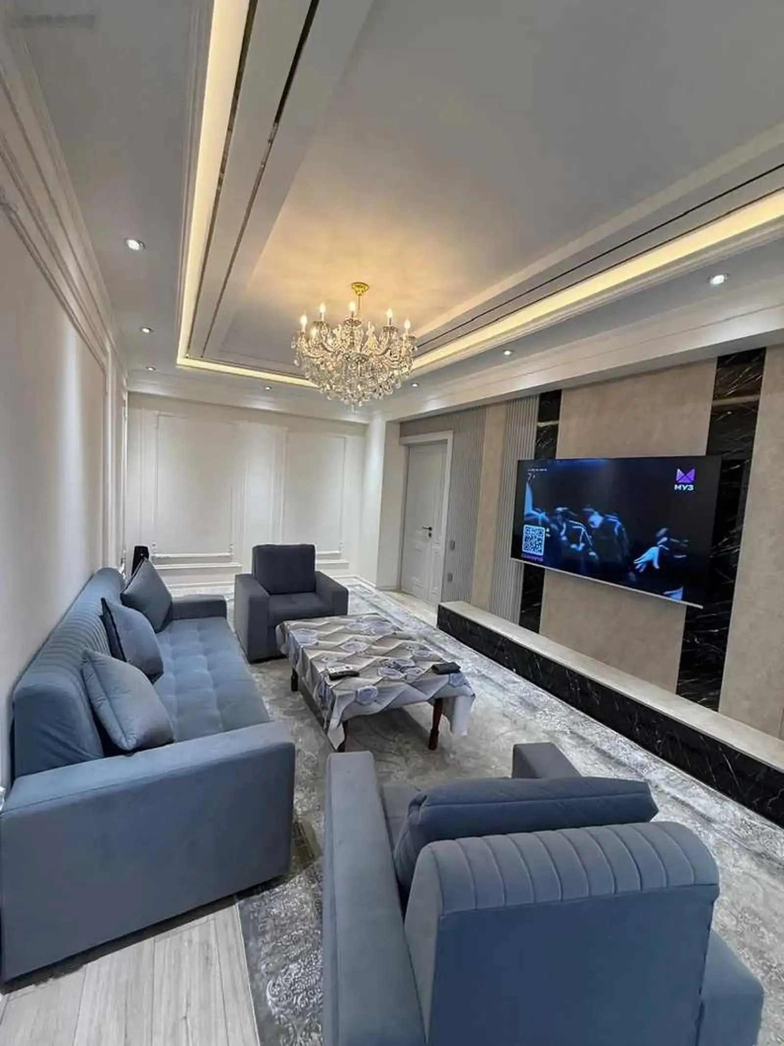 2-комн. квартира, 12 этаж, 90м², Шохмансур