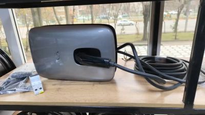 Зарядка для электромобиля Li