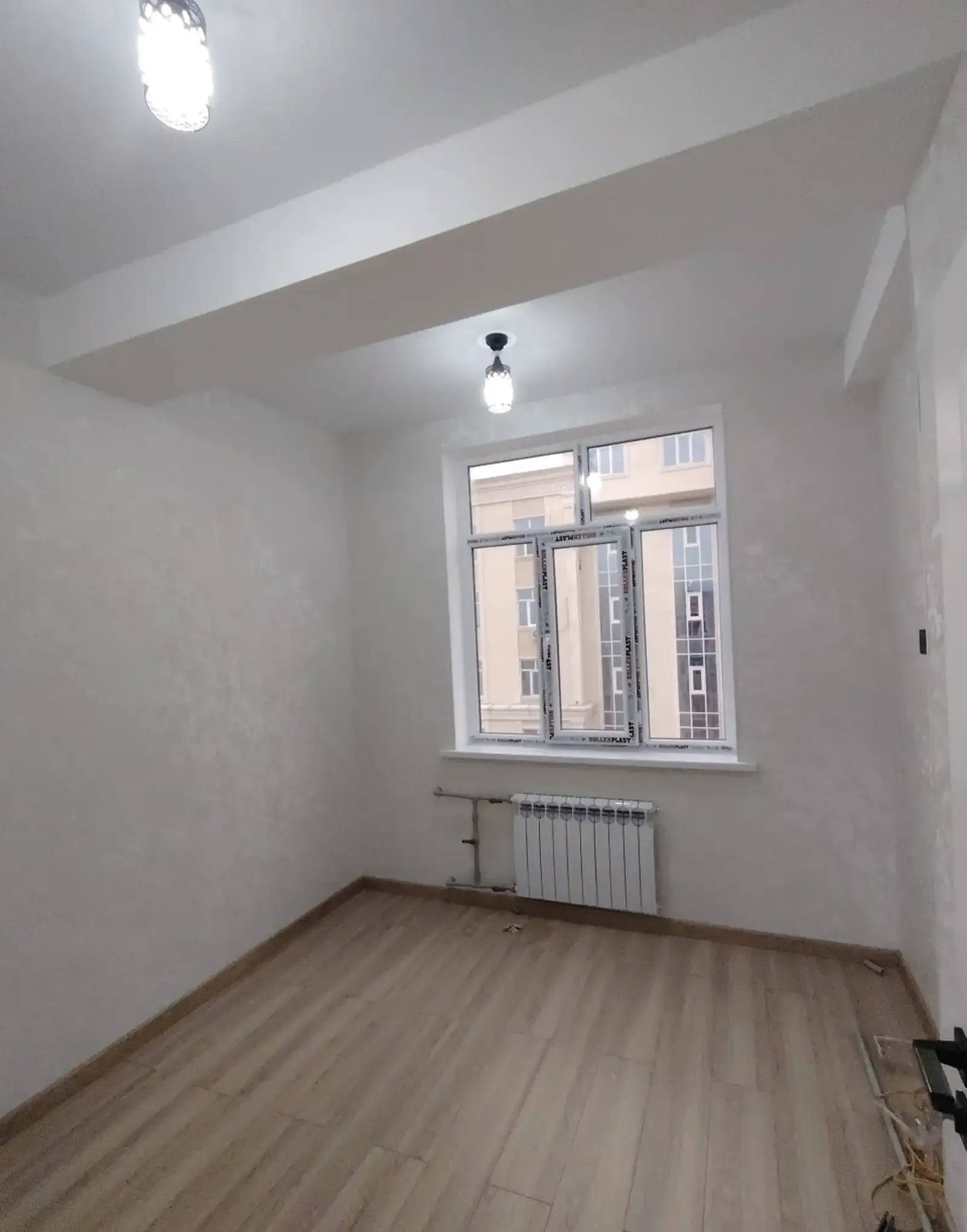 3-комн. квартира, 13 этаж, 60м², Молодёжный театр