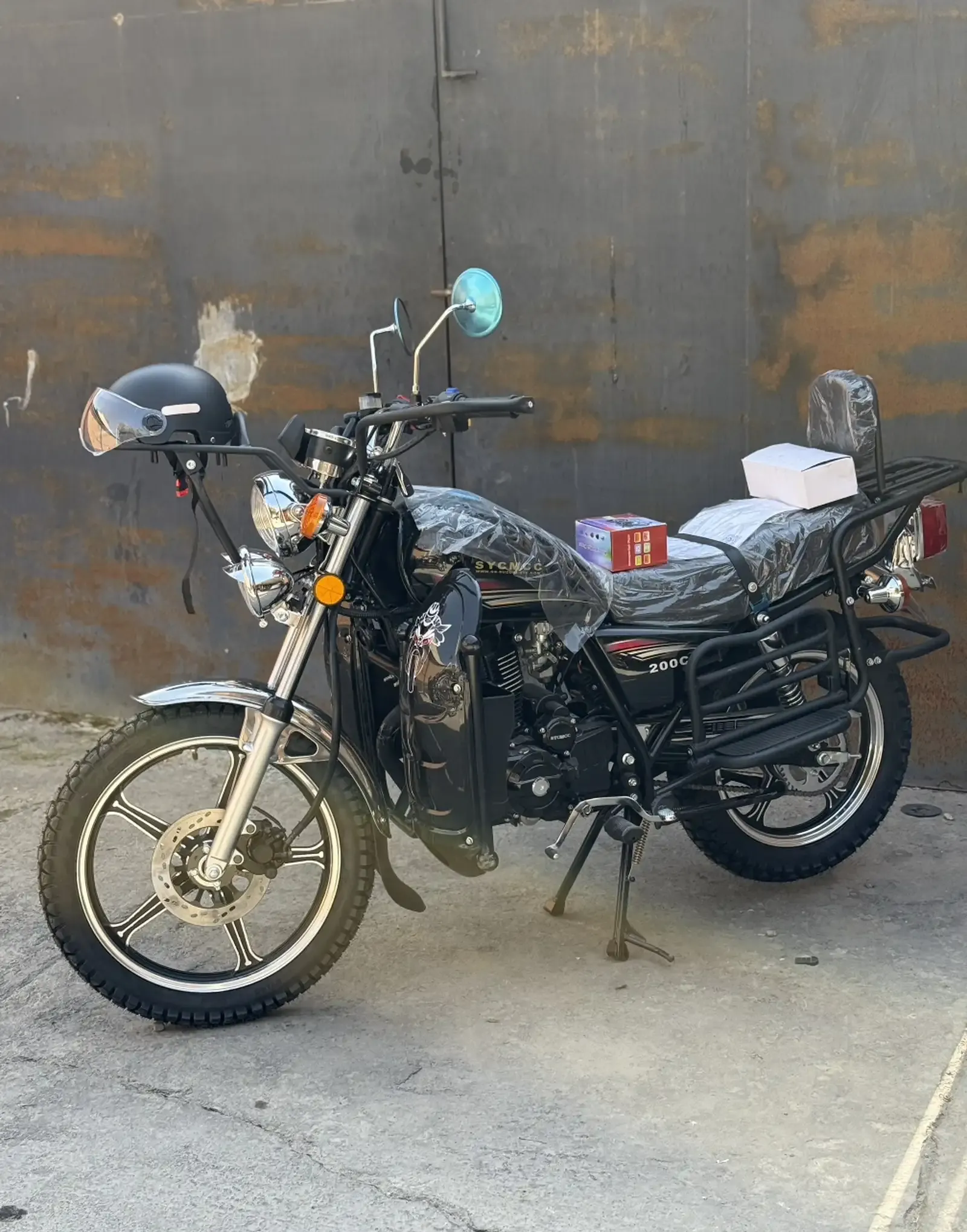 Мотоцикл Suzuki 200куб Black 2026