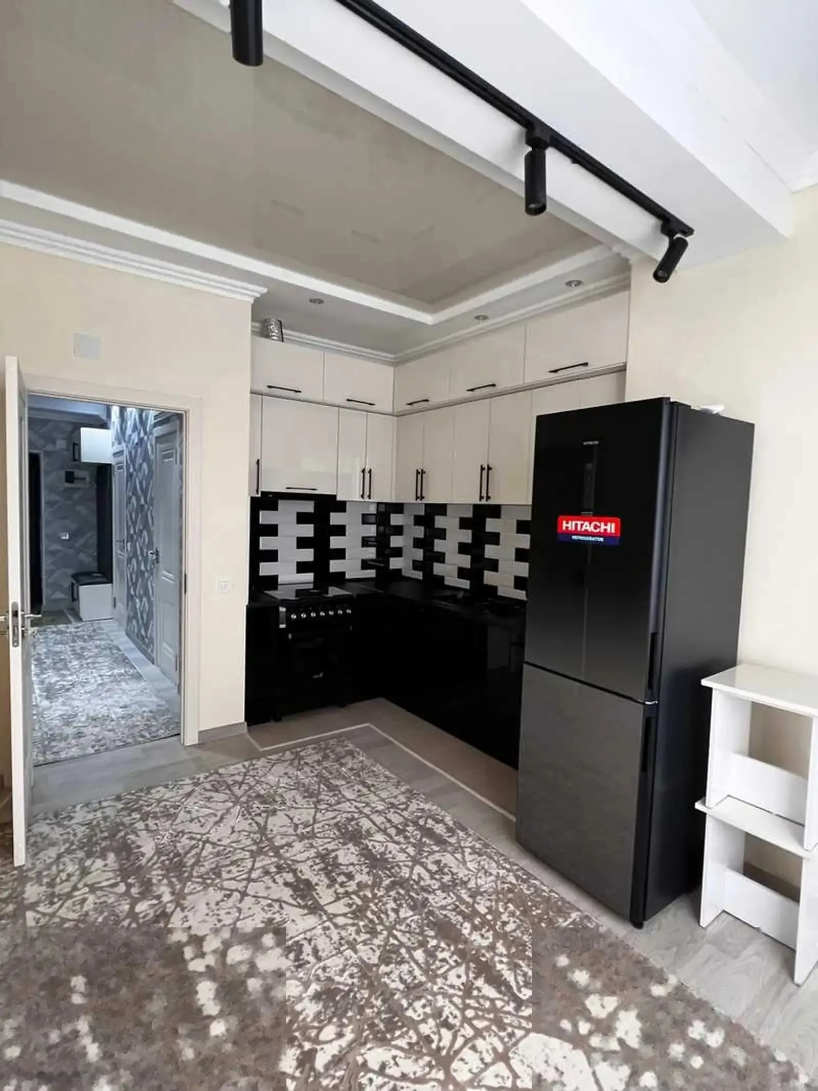 2-комн. квартира, 3 этаж, 60м², Шохмансур