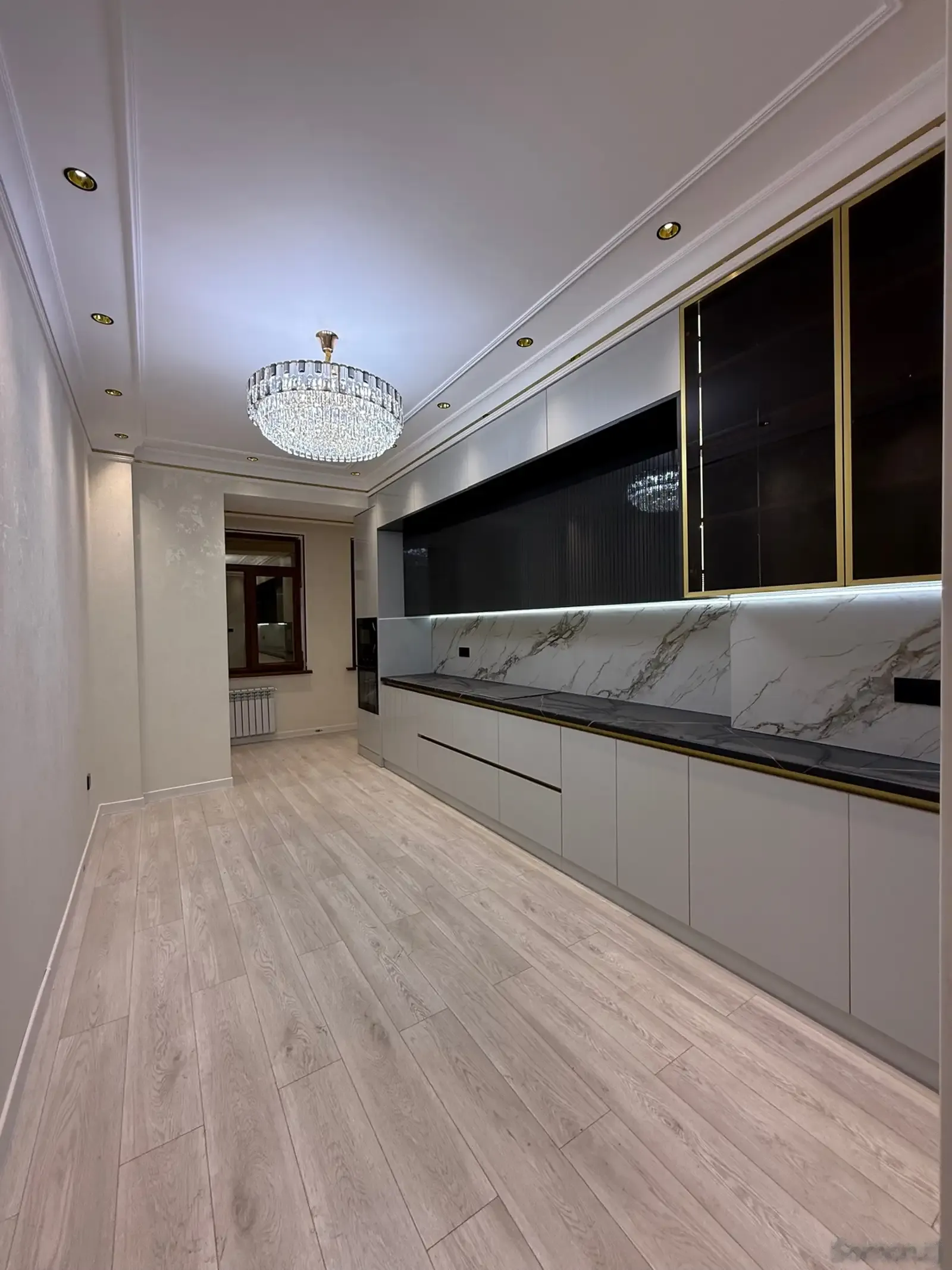 2-комн. квартира, 12 этаж, 92 м², Шохмансур