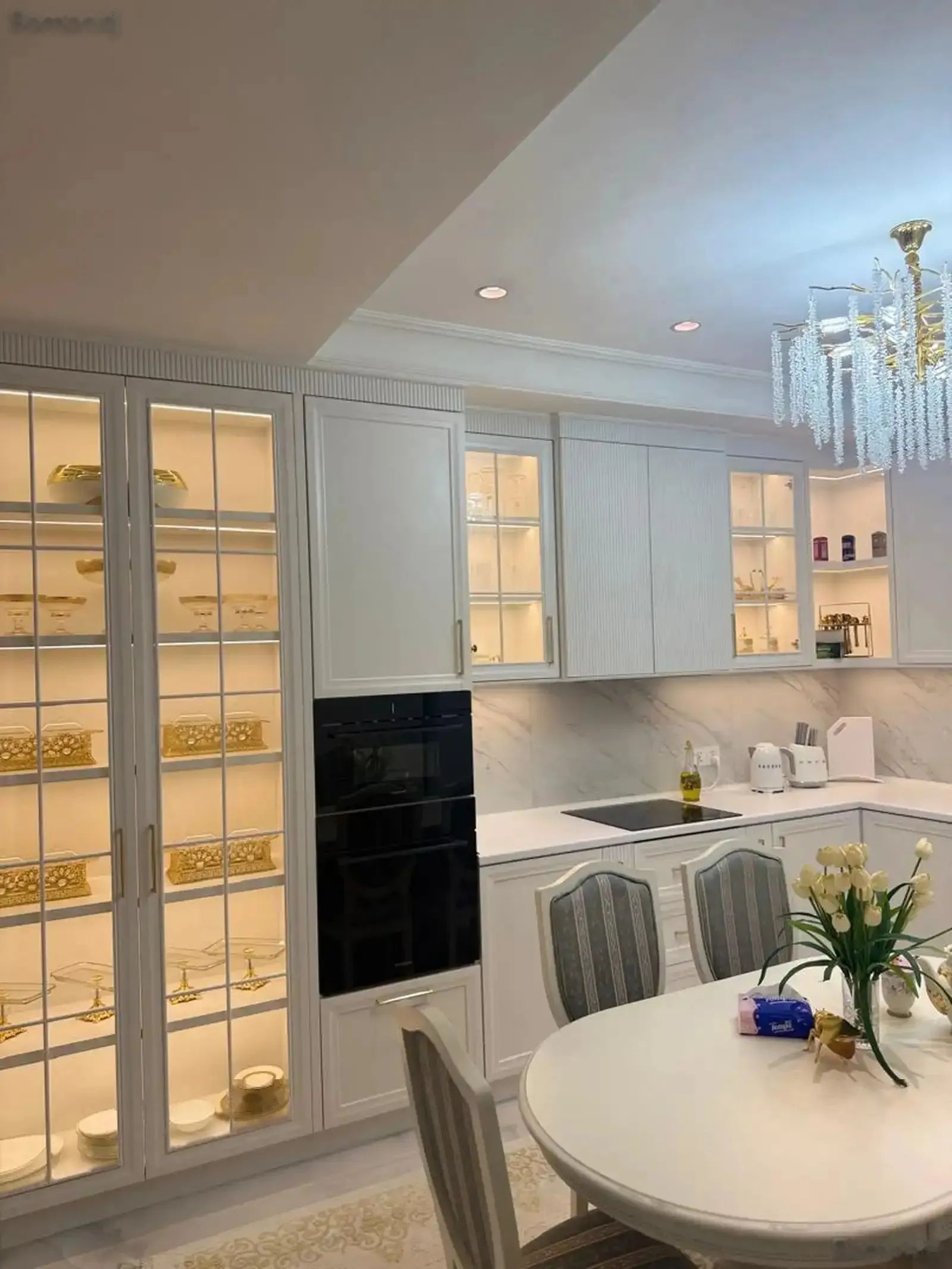 2-комн. квартира, 10 этаж, 80м², Домпечат, Доми Шоҳпалас