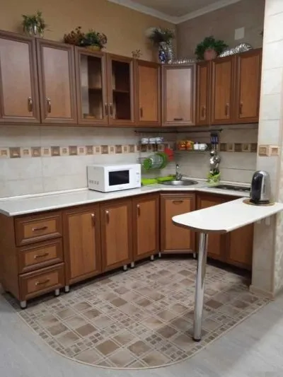 2-к квартира, 9 этаж, 60 м², Аэропорт
