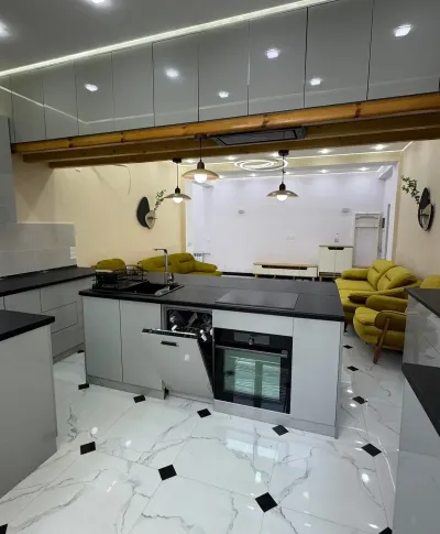 4-комн. квартира, 12 этаж, 145м², Славянский Университет, Ул. Пушкина, Аптека 5