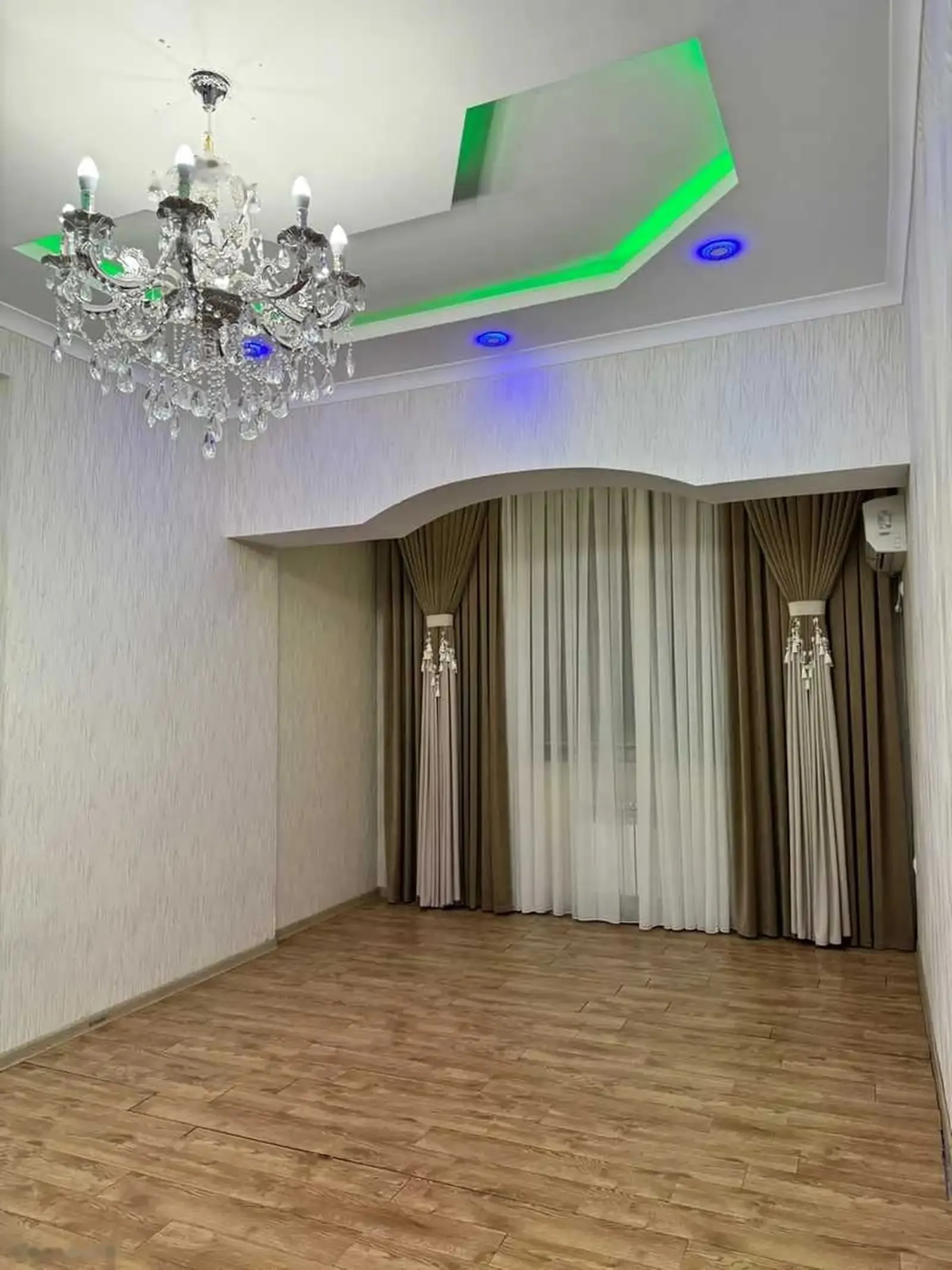 2-комн. квартира, 8 этаж, 70м², пайкари профсоюз