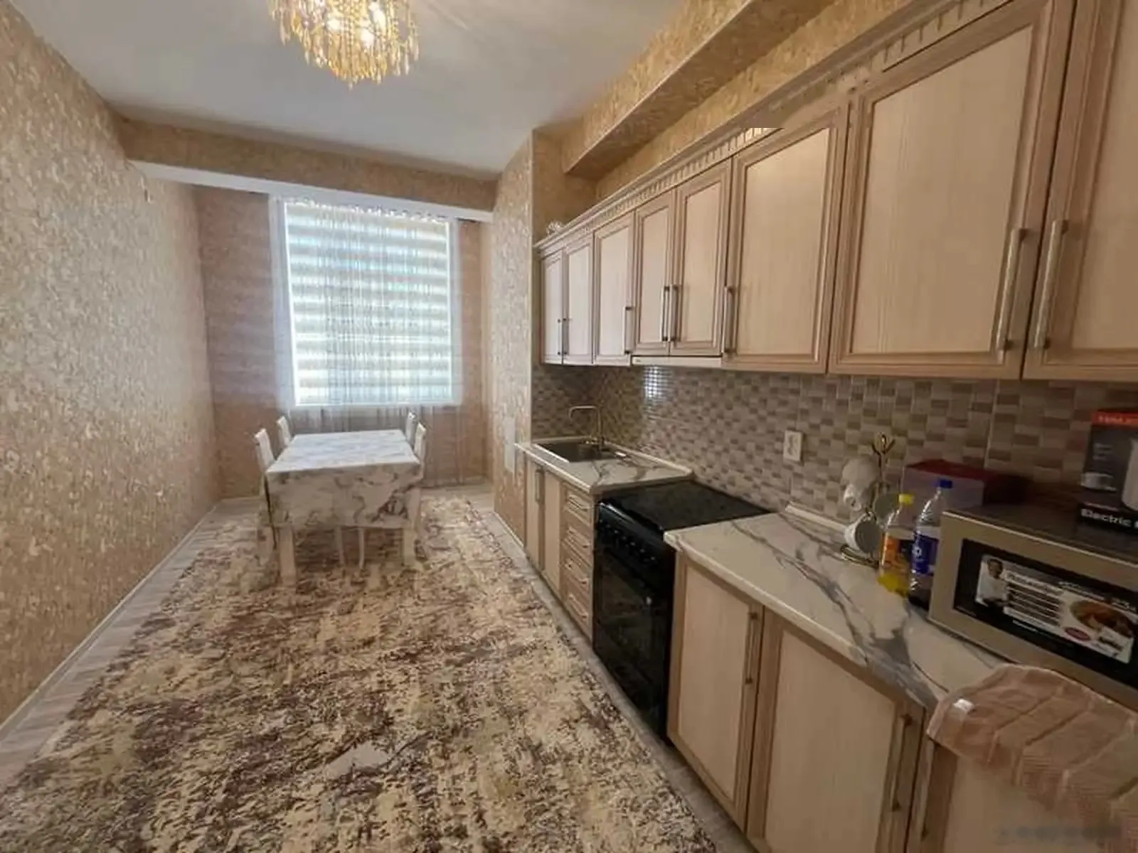 2-комн. квартира, 2 этаж, 100м², Зарафшон, доми Нок