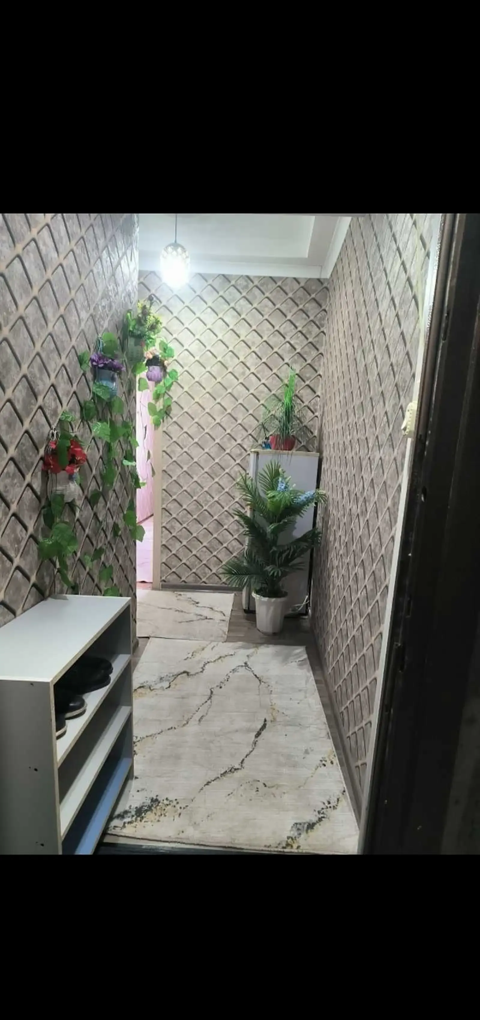 2-комн. квартира, 5 этаж, 40 м², 📍 шаҳри Душанбе, ноҳияи Сино, маҳаллаи Зарнисор, назди таксиҳои Регар