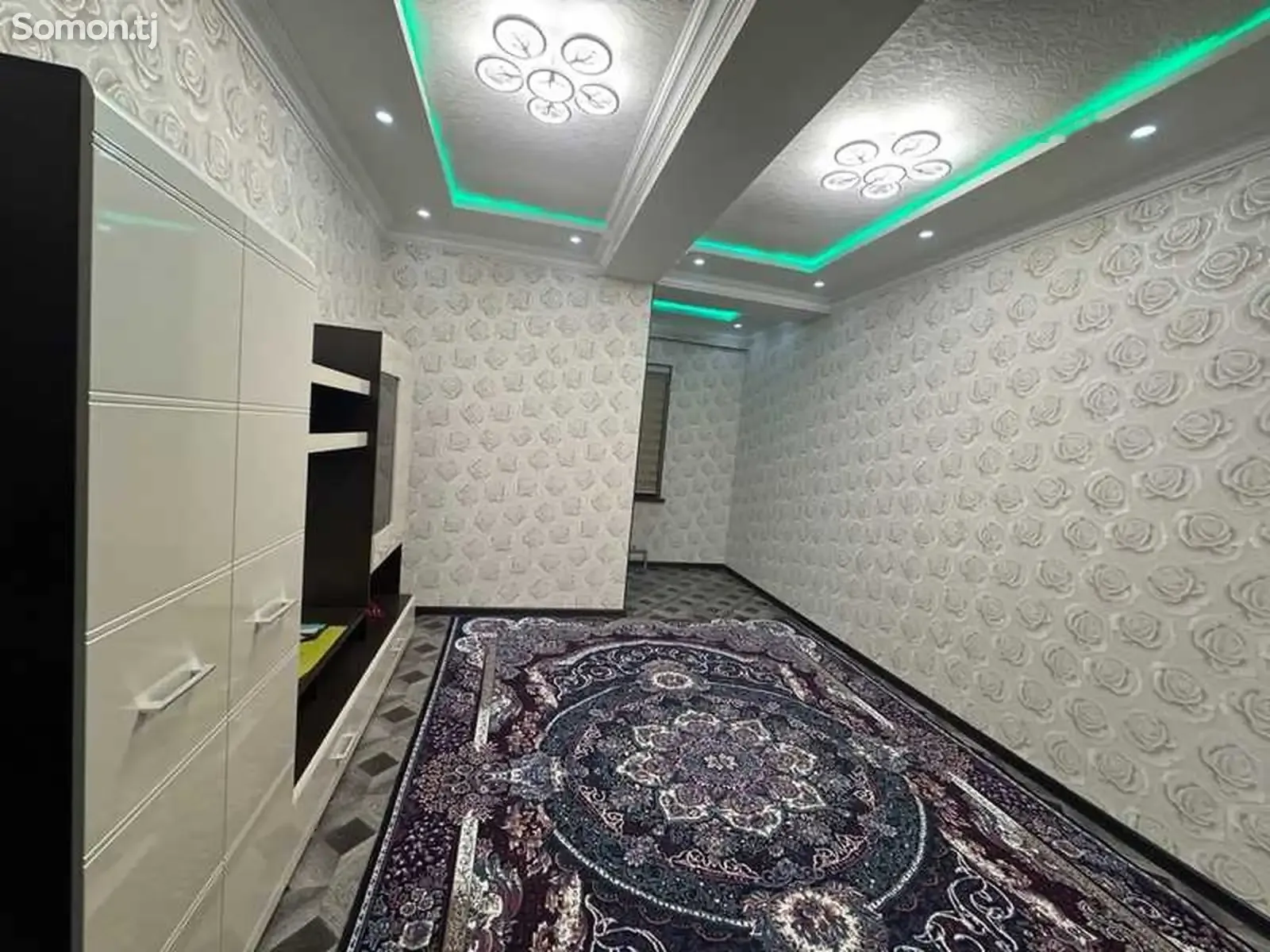 2-комн. квартира, 2 этаж, 90м², И Сомони, Меҳргон