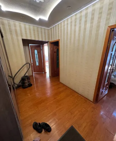 3-комн. квартира, 2 этаж, 66 м², Сино