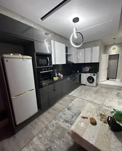 2-комн. квартира, 17 этаж, 120м², Фирдавси