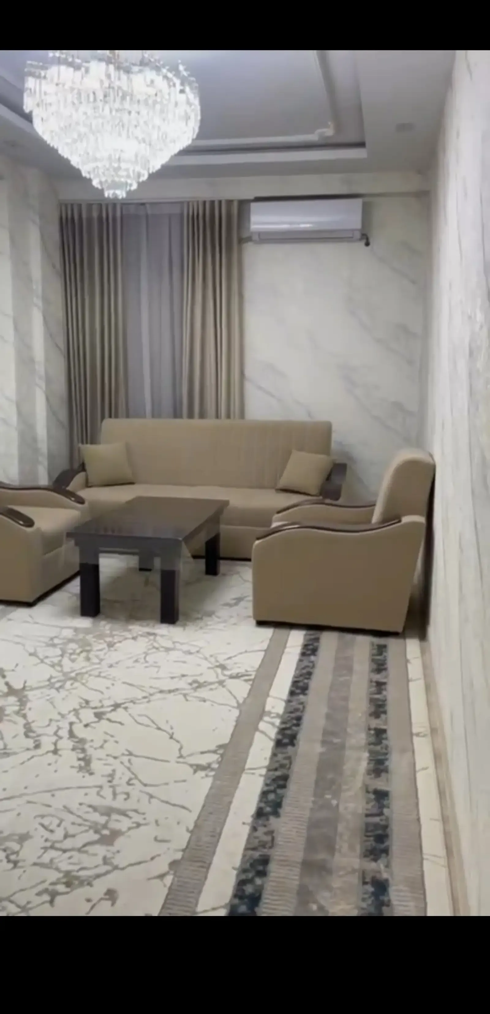2-комн. квартира, 13 этаж, 90м², Чордома