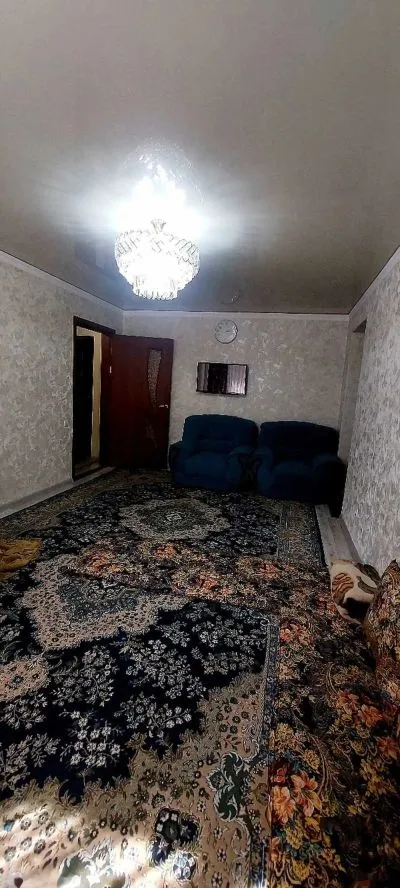 1-комн. квартира, 2 этаж, 45 м², И. Сомони, Центр