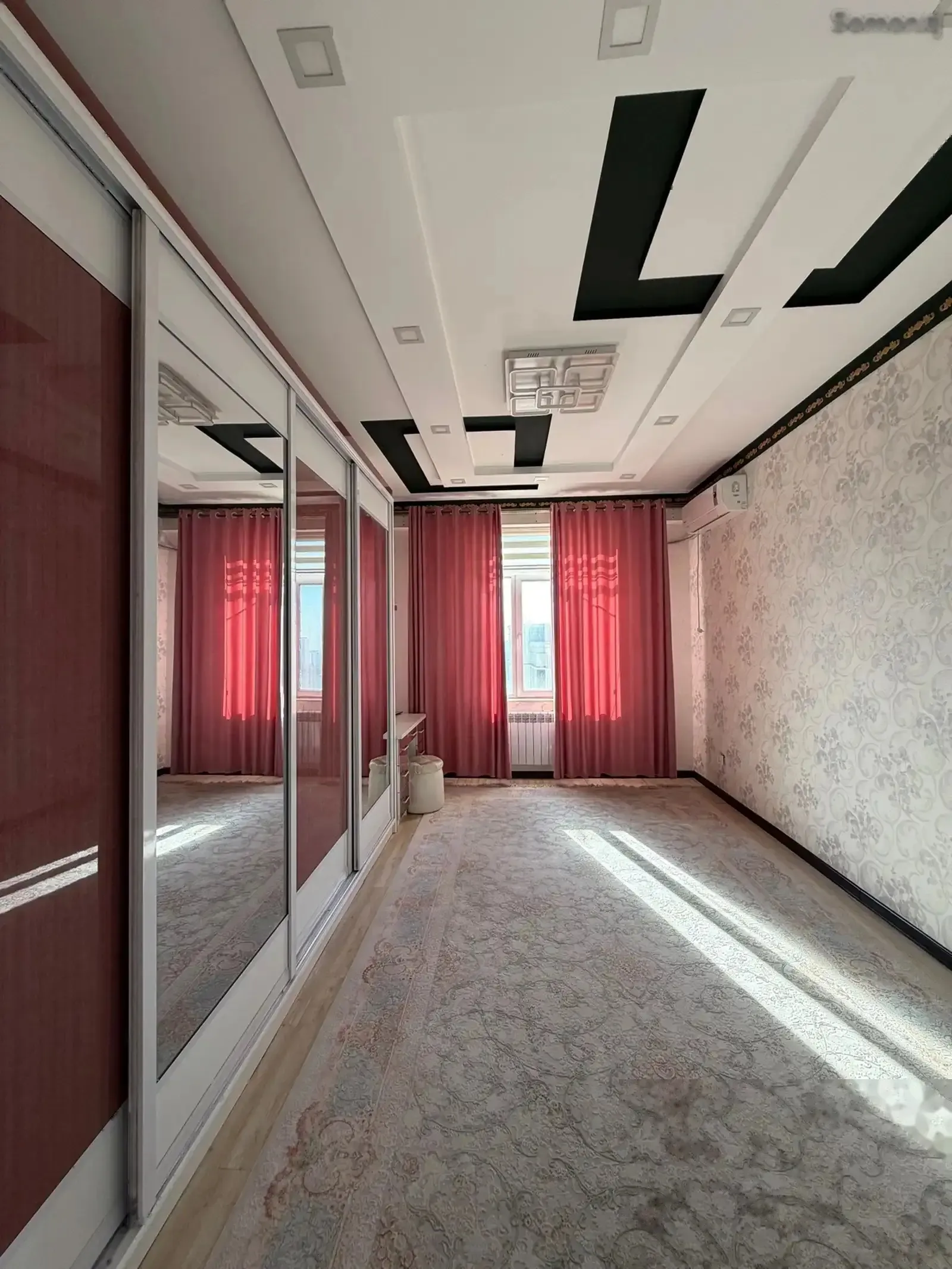 3-комн. квартира, 12 этаж, 100м², сино