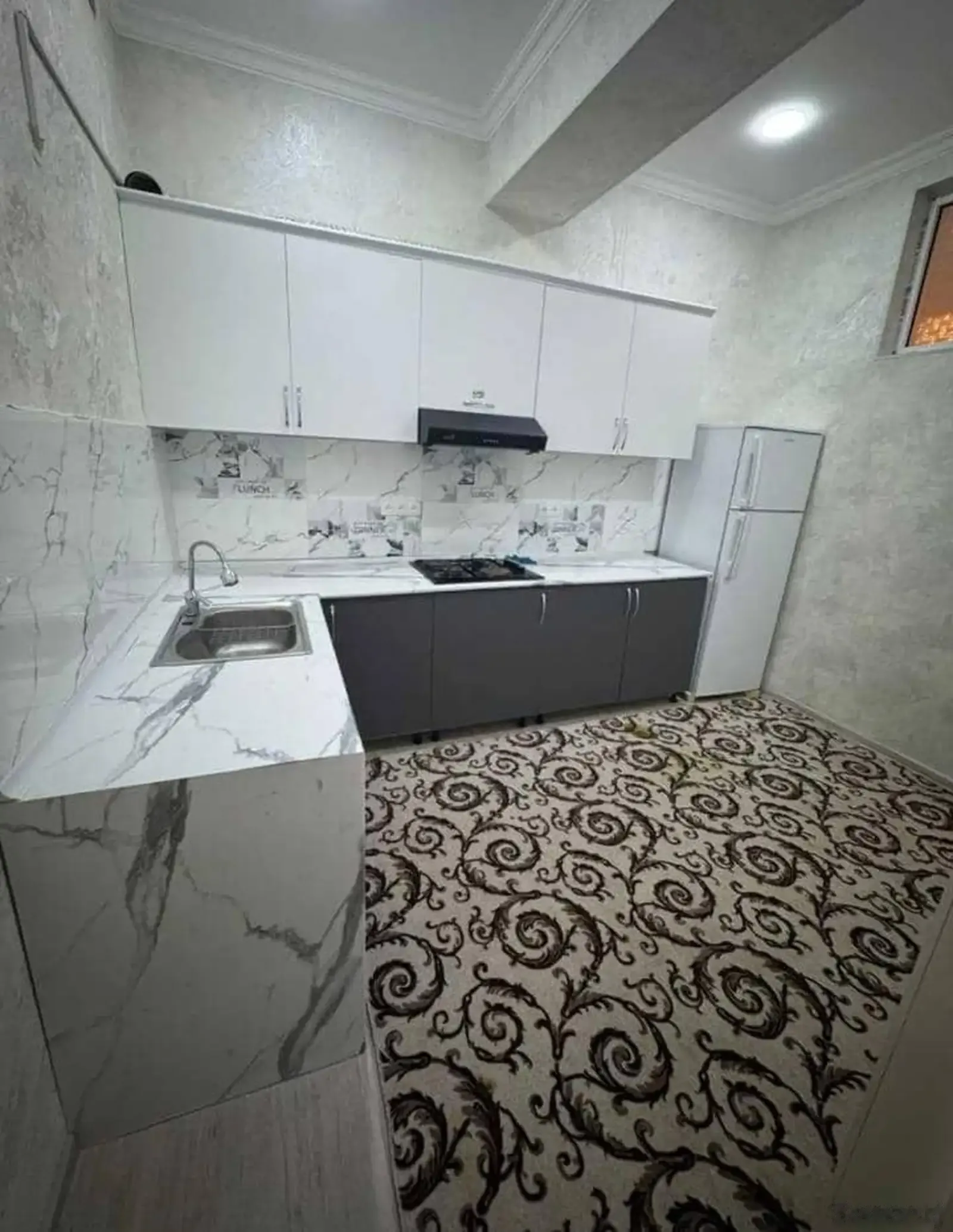 2-комн. квартира, 2 этаж, 65м², 18 микрорайон