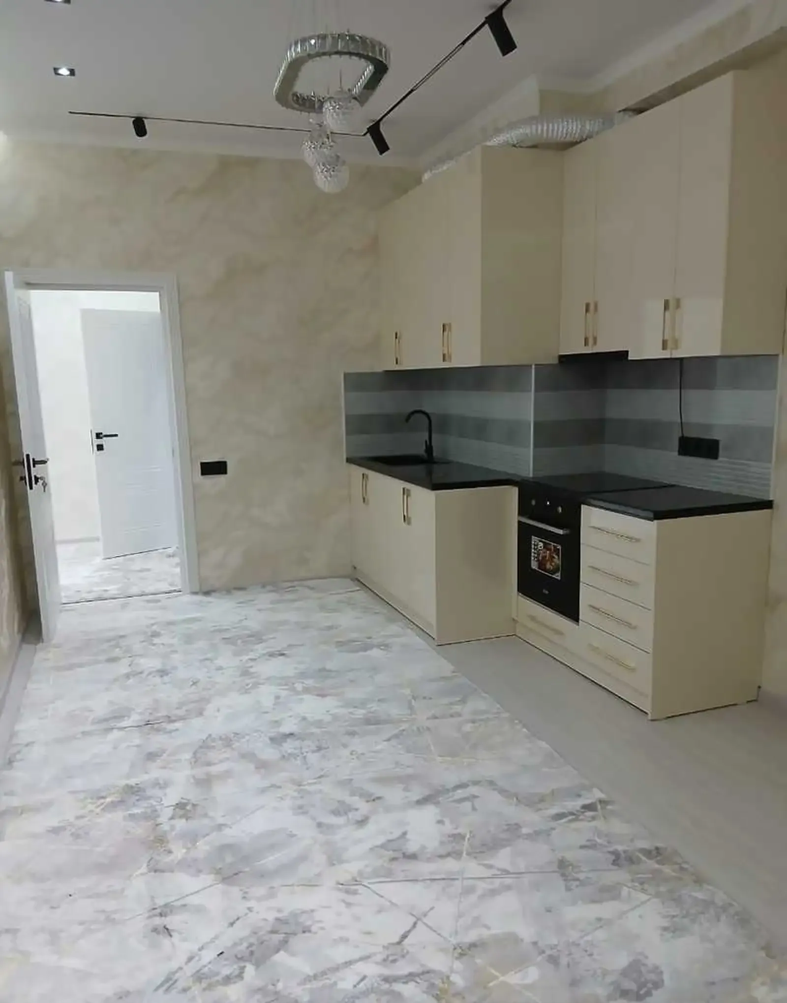 1-комн. квартира, 3 этаж, 63 м², Зелёный бозор