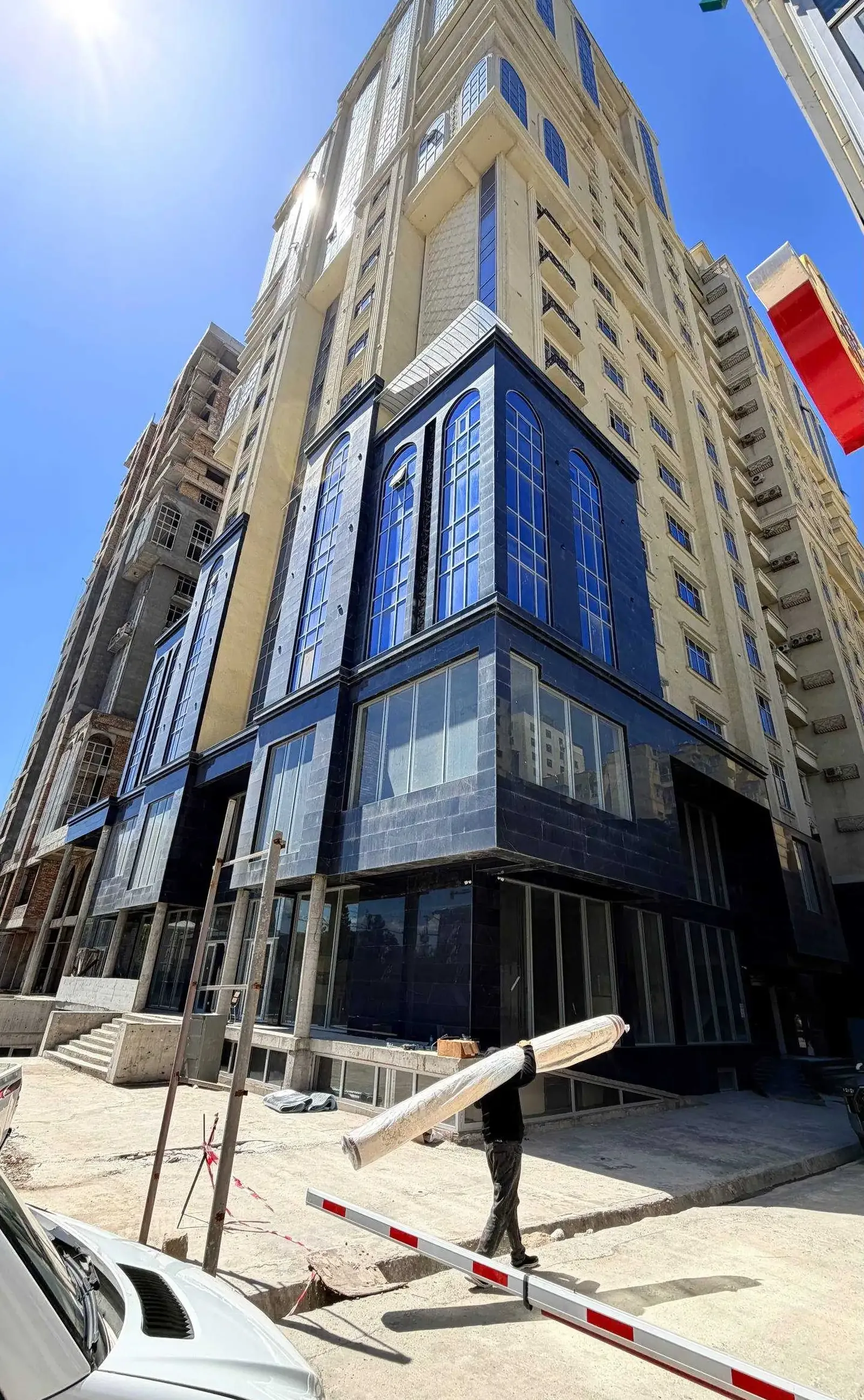 2-комн. квартира, 15 этаж, 93 м², Шохмансур