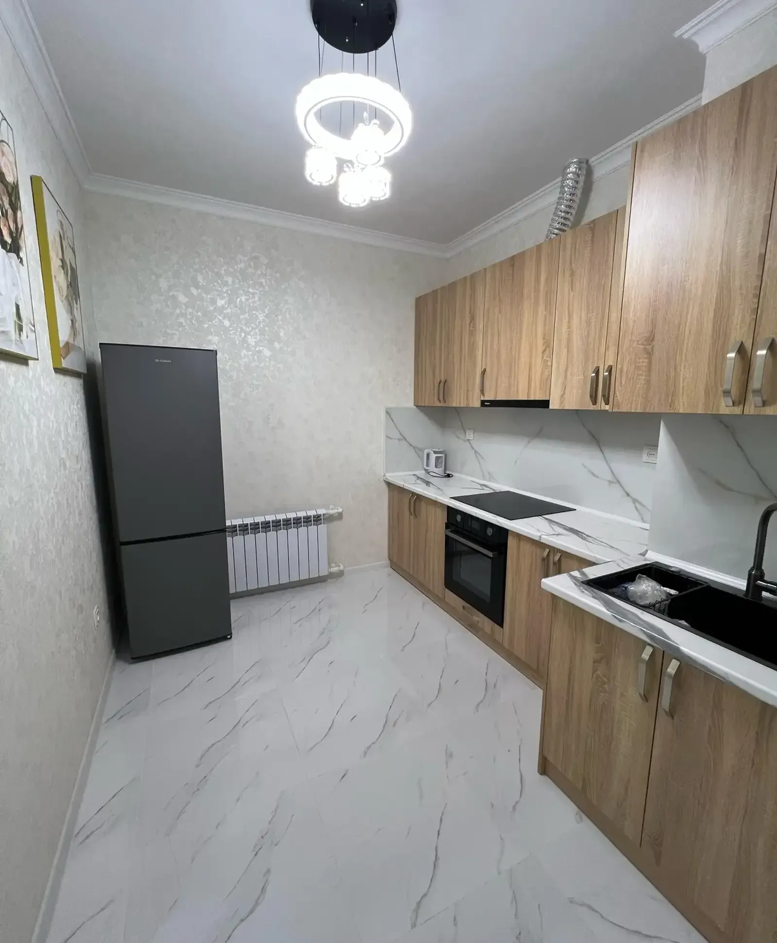 2-комн. квартира, 10 этаж, 65м², Шохмансур/Айни