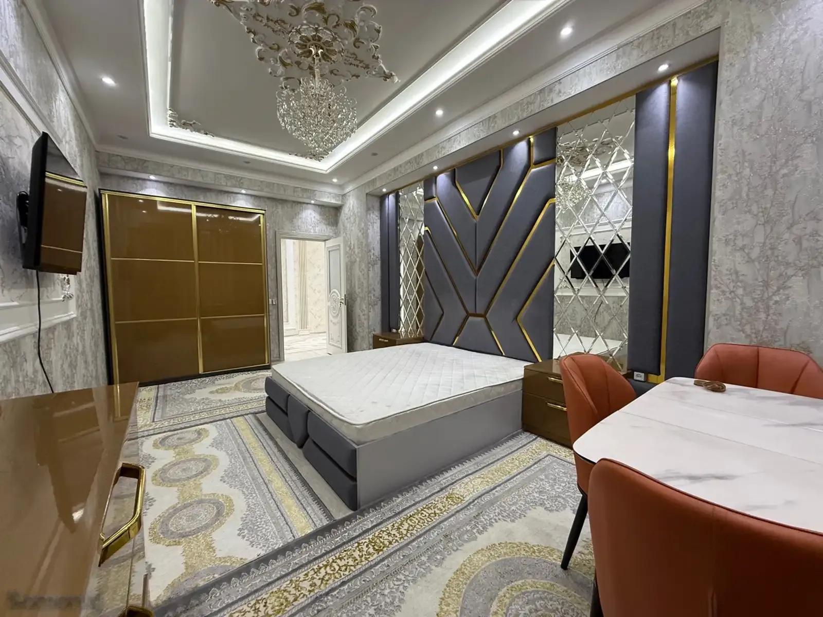 3-к квартира, 3 этаж, 85 м², Шохмансур