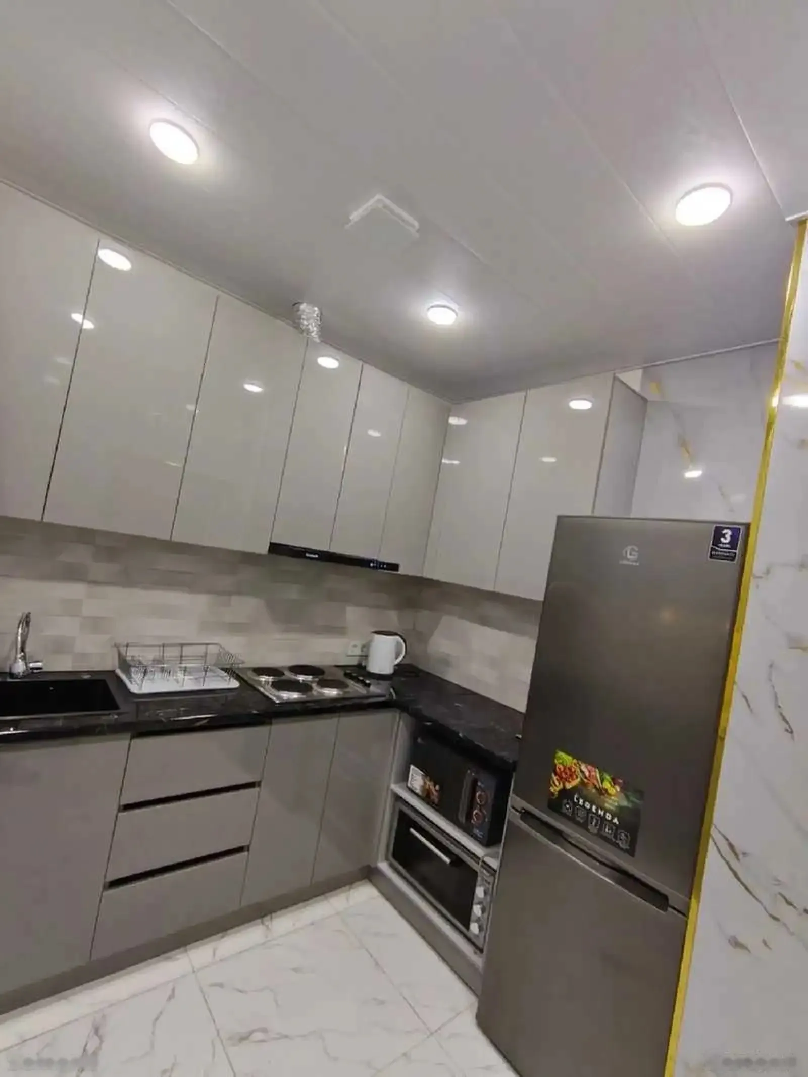 2-комн. квартира, 3 этаж, 63м², Овир