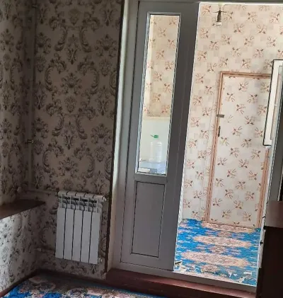 3-комн. квартира, 4 этаж, 62м², 102мкр