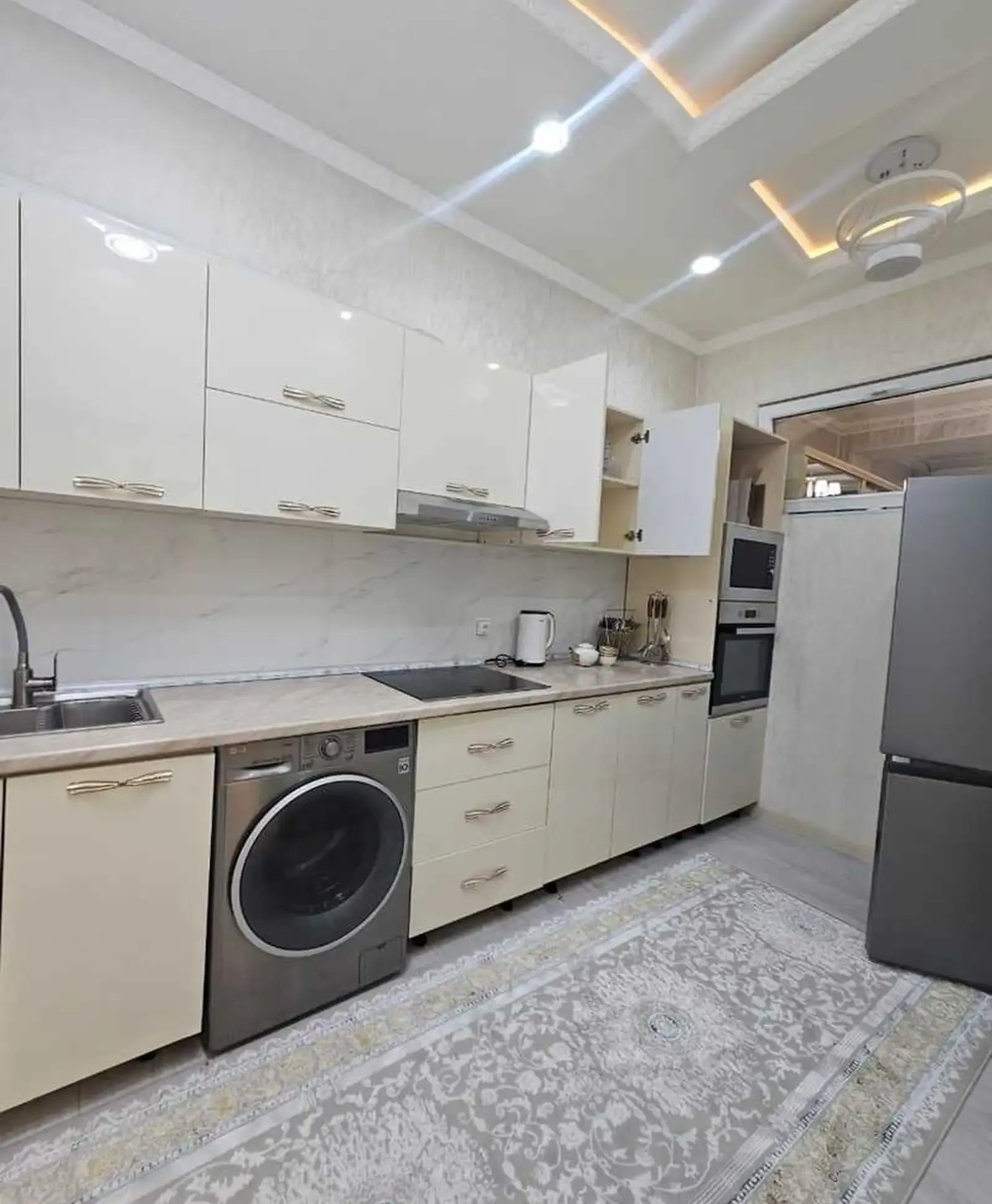 2-комн. квартира, 8 этаж, 92м², Дом печать