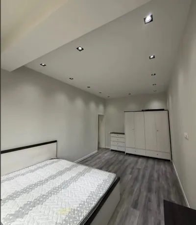 3-комн. квартира, 5 этаж, 82м², сино