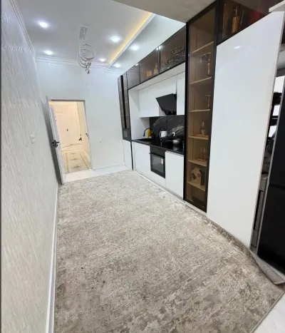 2-комн. квартира, 2 этаж, 70м², сино
