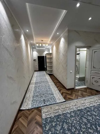 3-комн. квартира, 5 этаж, 124м², И. Сомони кучаи М Курбанов