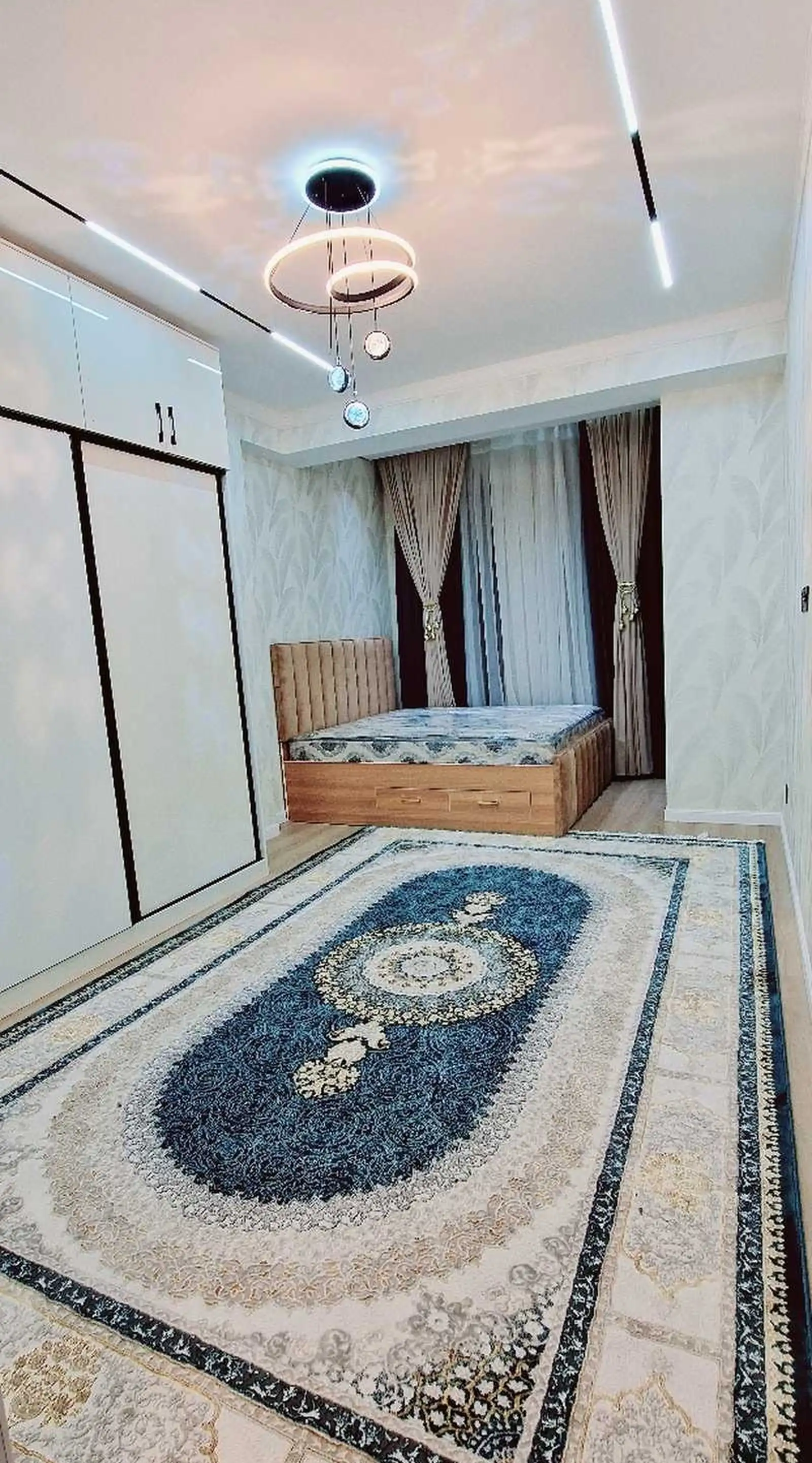 3-комн. квартира, 8 этаж, 110м², 33 мкр, назди Управление ГАИ, бари Лицей Умари Хайём