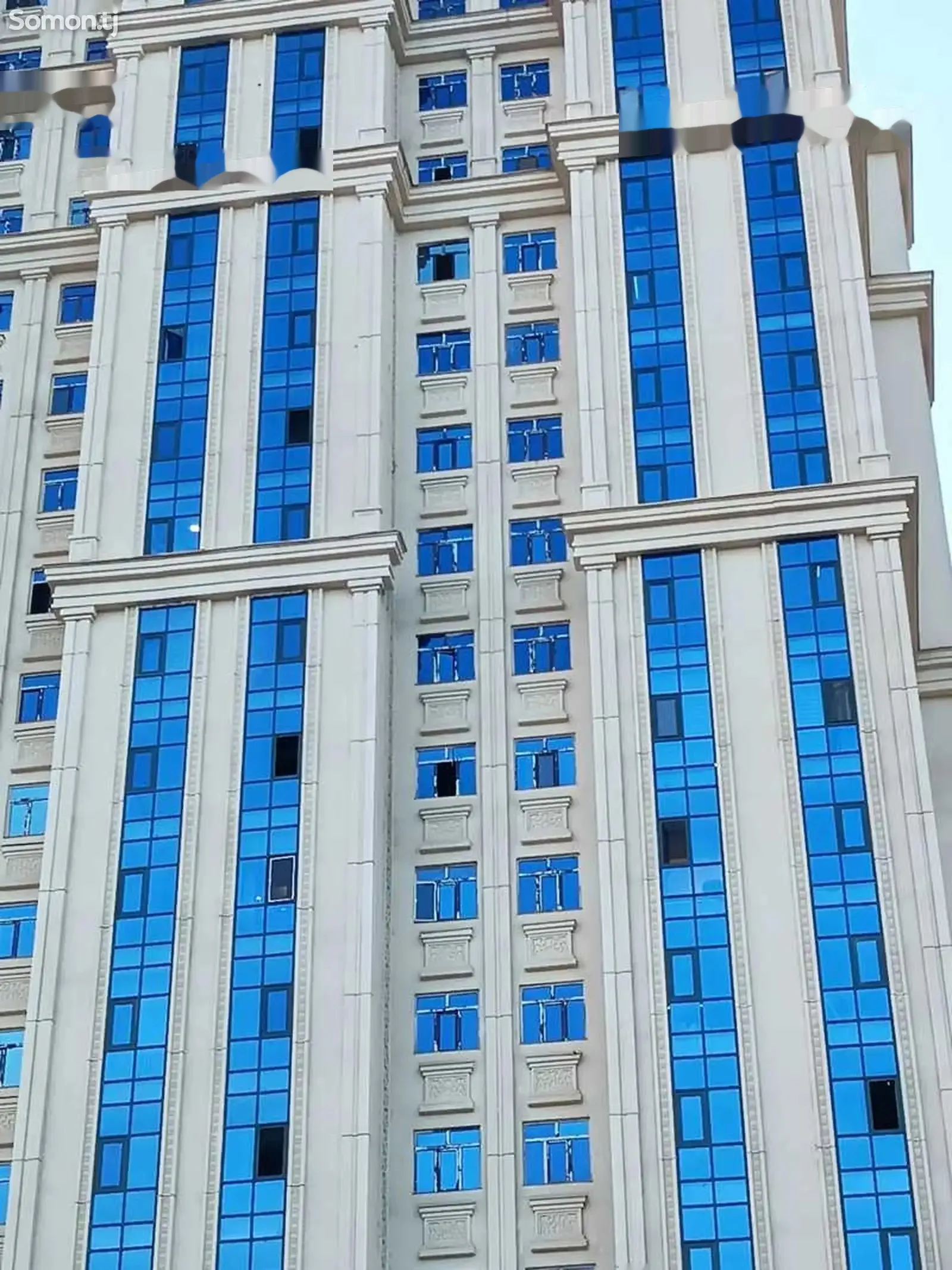 2-комн. квартира, 13 этаж, 75м², Голубой экран