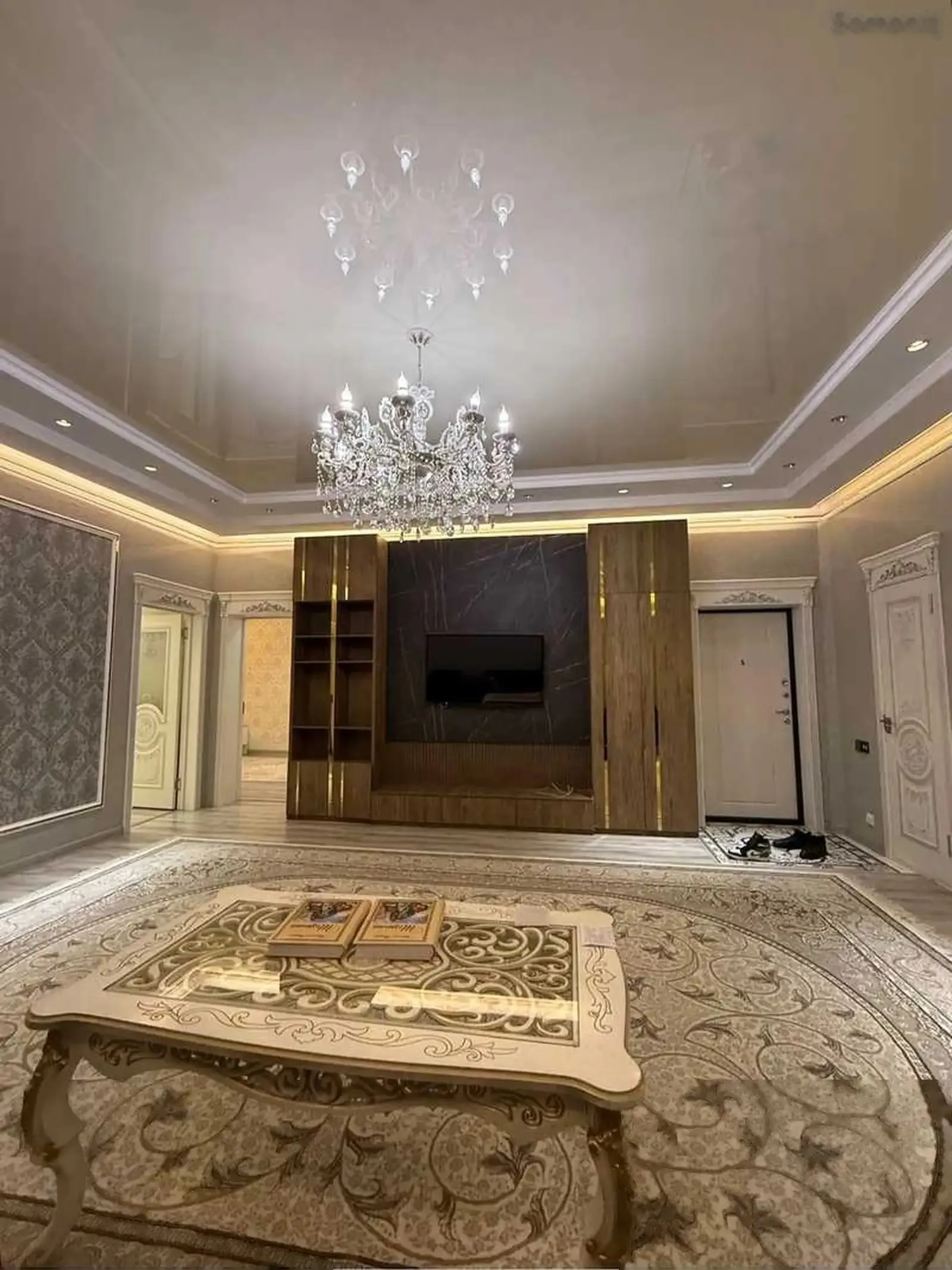 2-комн. квартира, 8 этаж, 117м², Исмоили Сомони
