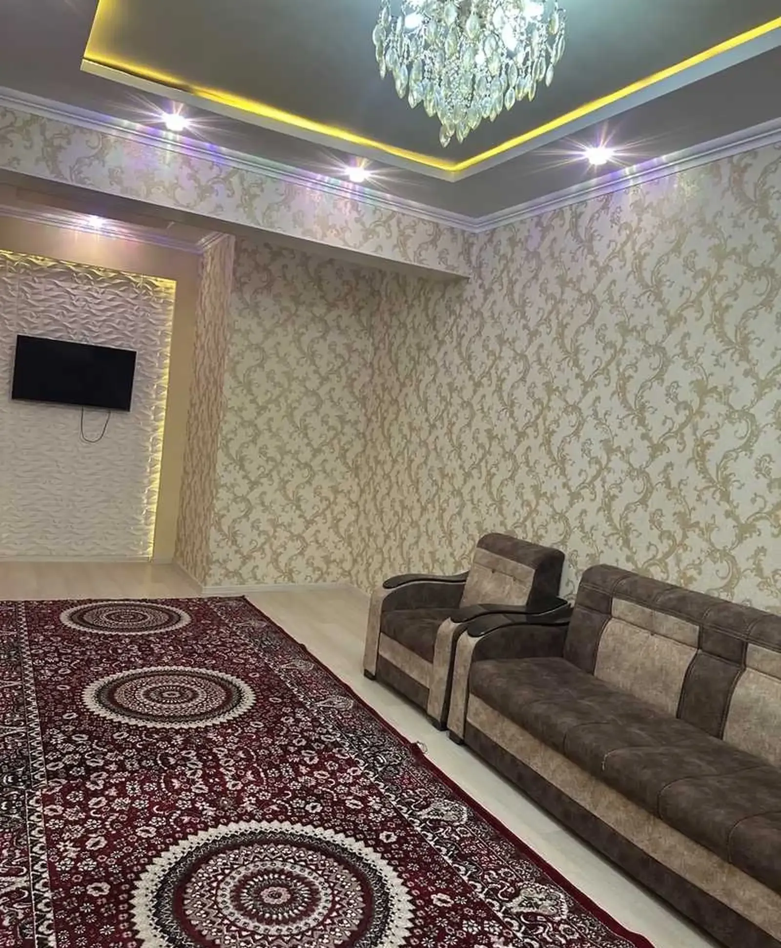 2-комн. квартира, 11 этаж, 105м², Айни 1