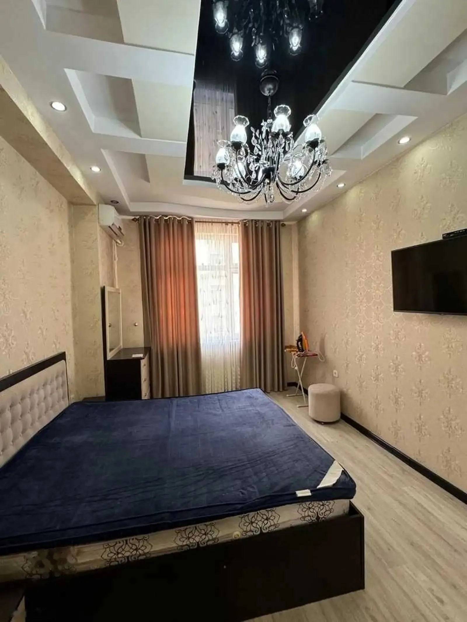 2-комн. квартира, 8 этаж, 80м², ноҳияи И. Сомонӣ, к. Шоҳтемур бинои 42 ( Ориентир Цум, МГУ)