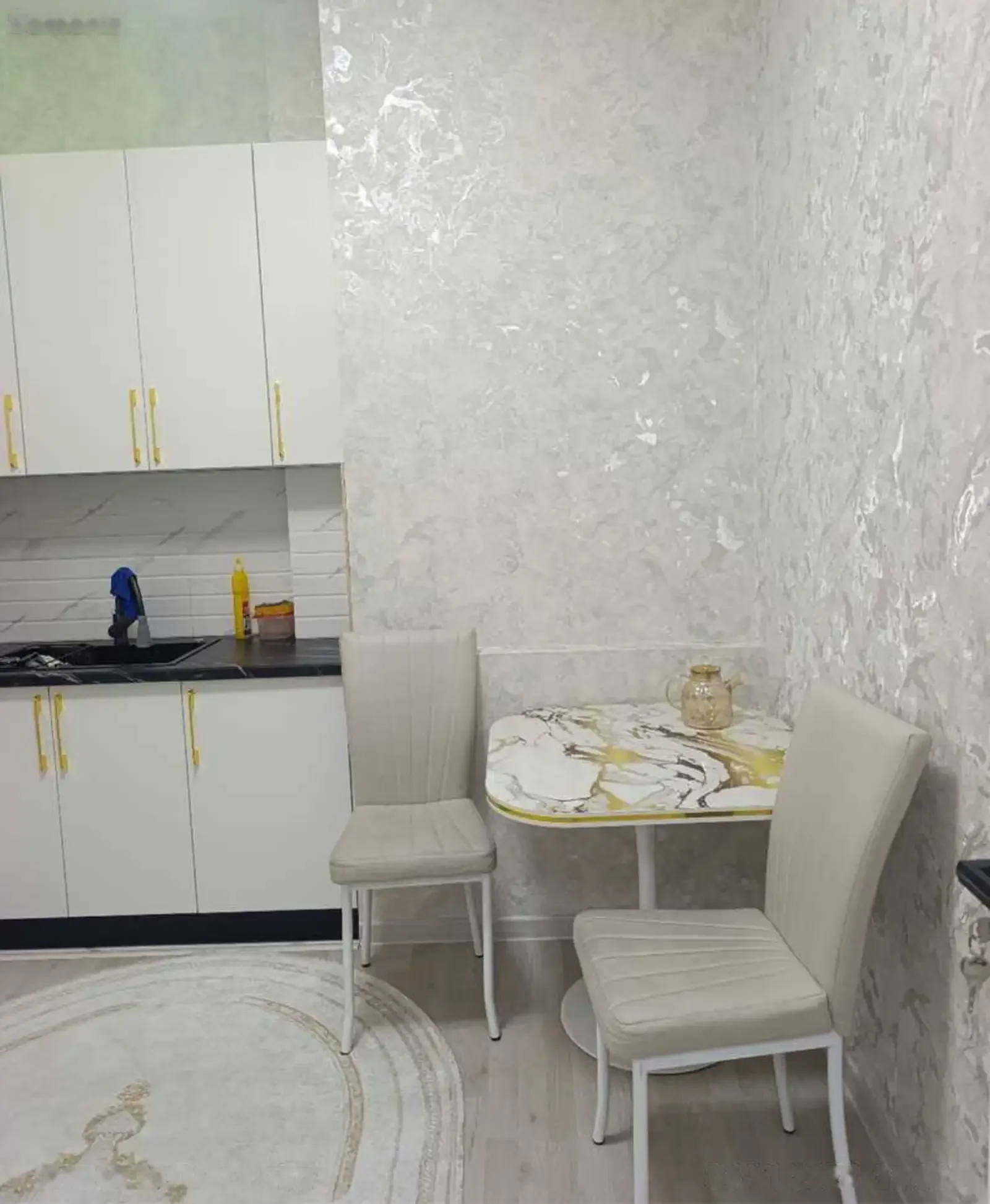 2-комн. квартира, 15 этаж, 61м², Славянский университет