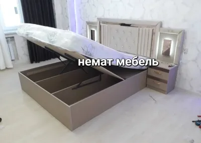 Кровать двухспальныя с подъемным механизмом