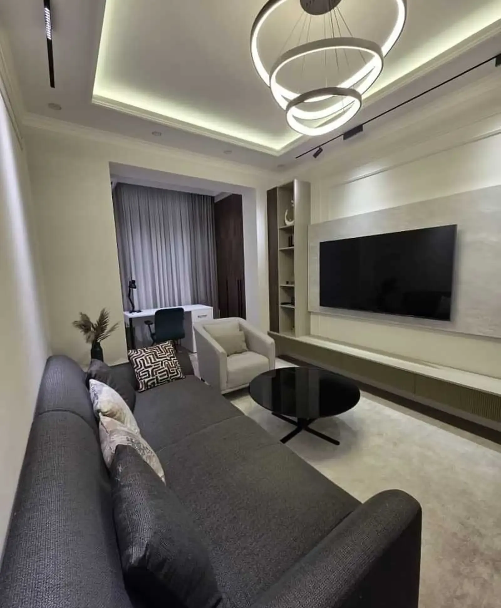 2-комн. квартира, 8 этаж, 55м², Парламент