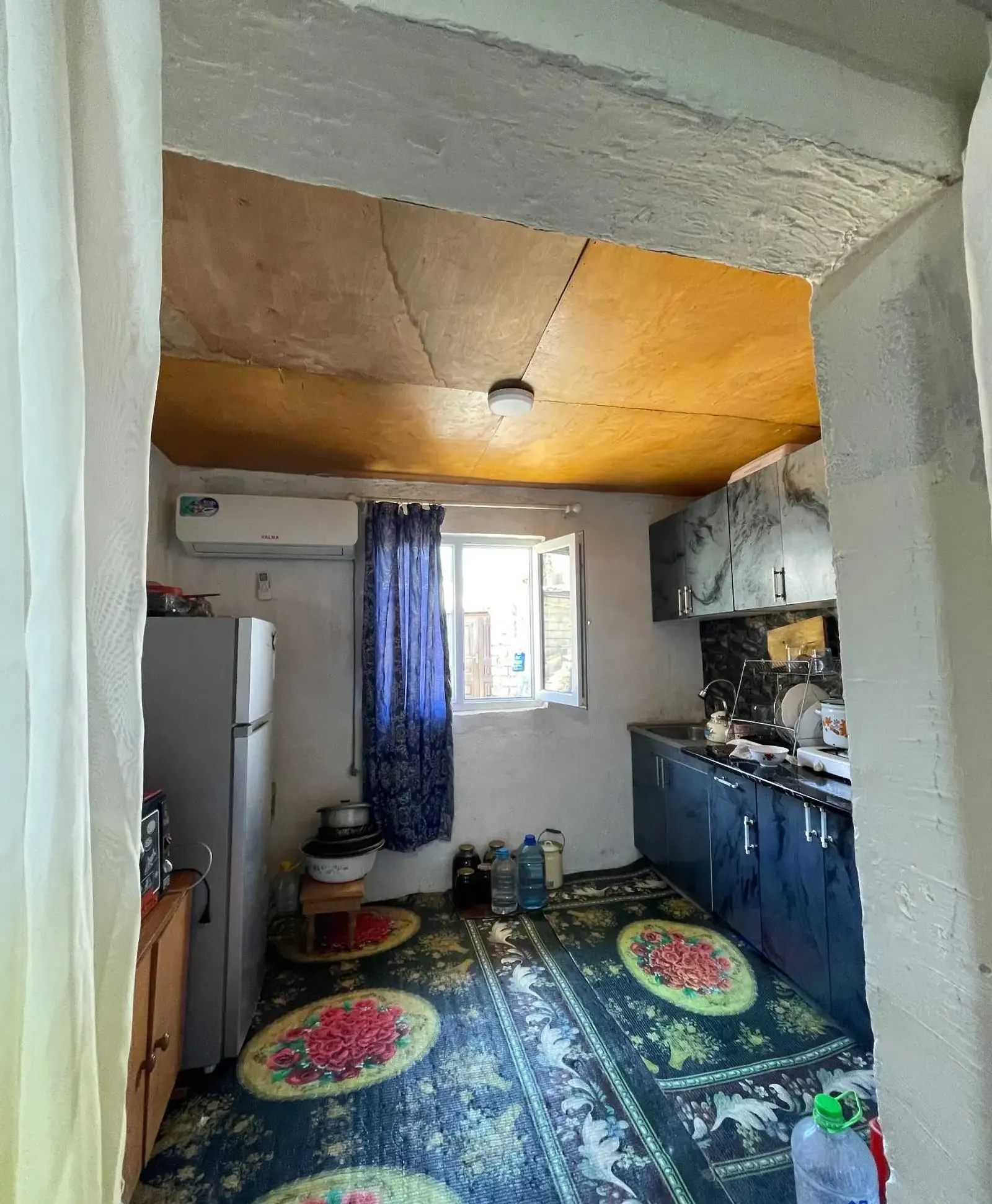 1 этажн. 2-комн. дом, 2 сотки, И. Сомони