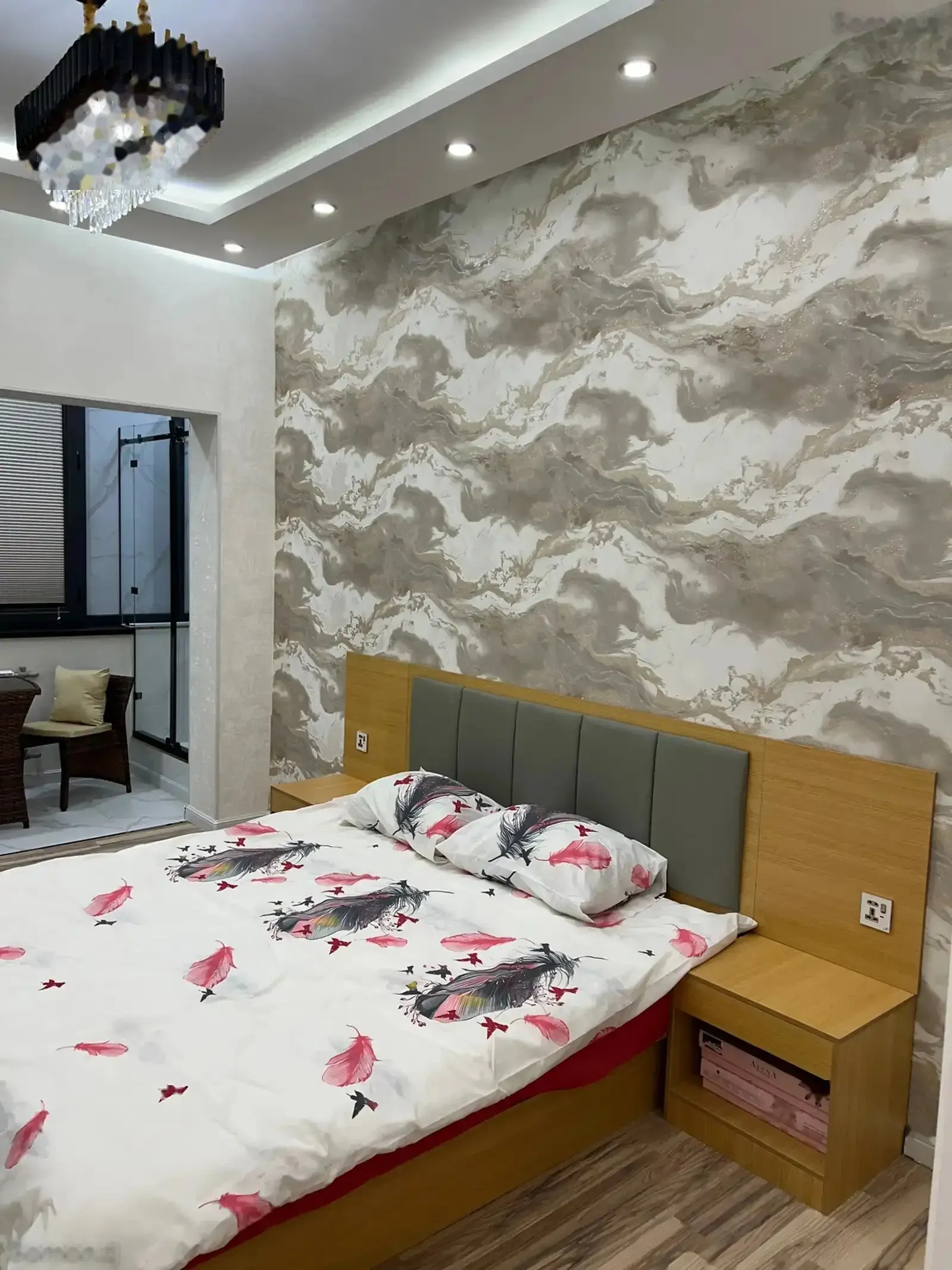 4-комн. квартира, 3 этаж, 120м², 102мкр