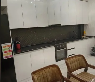 3-комн. квартира, 1 этаж, 100м², шохмансур