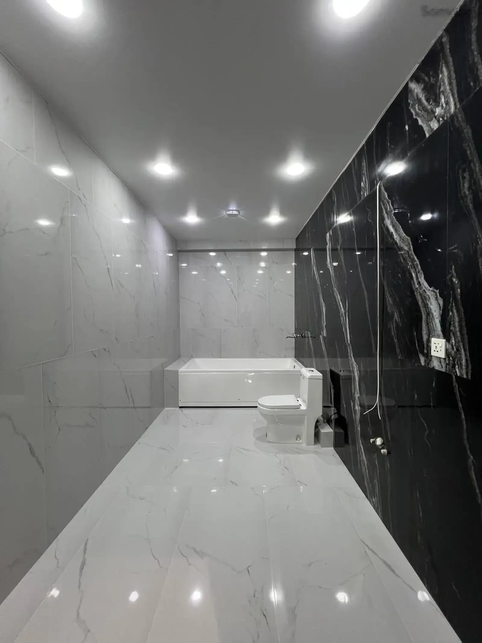 3-комн. квартира, 14 этаж, 197 м², Шохмансур