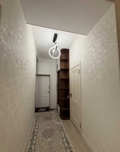 2-комн. квартира, 12 этаж, 77м², Овир